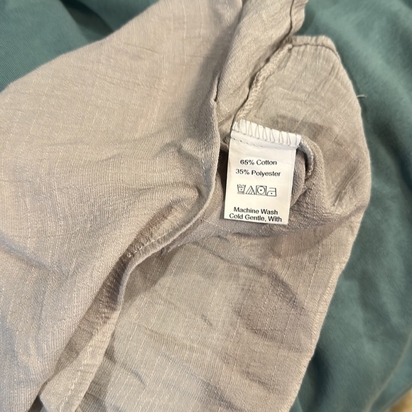 Emery Rose long sleeve blouse size XL women’s - Picture 7 of 8